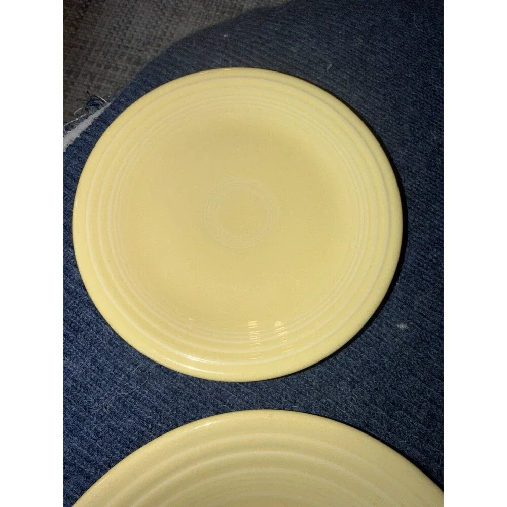 Homer Laughlin  Fiesta Yellow  Mixed Size Plate Set  2 Salad 3 Dessert